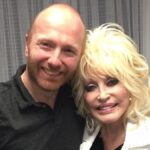 I met Dolly Parton when I was a hungover mess – her response showed exactly who she was