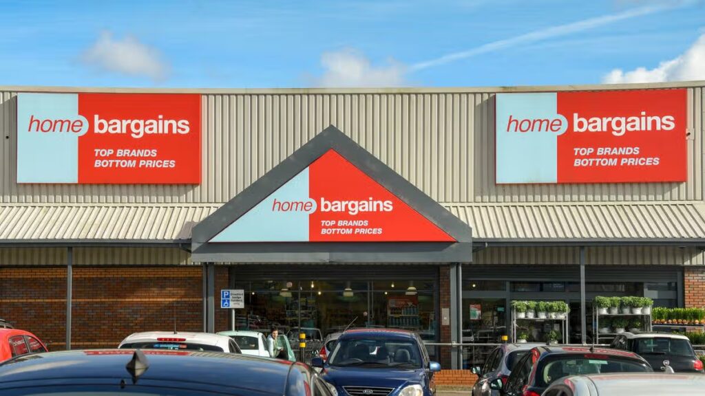 Home Bargains offering £180 discount on ‘limited edition’ 10-piece beauty kit