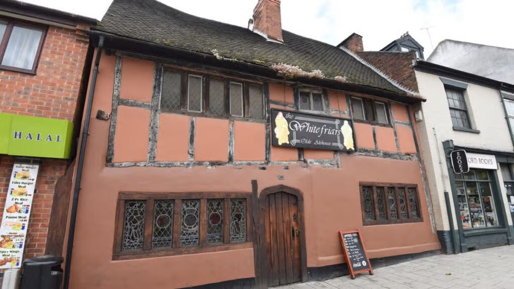 Historic Coventry city centre pub looks set to reopen years after closing