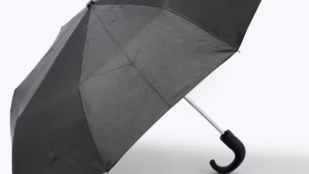 Marks and Spencer shoppers can get free umbrella designed to withstand strong wind
