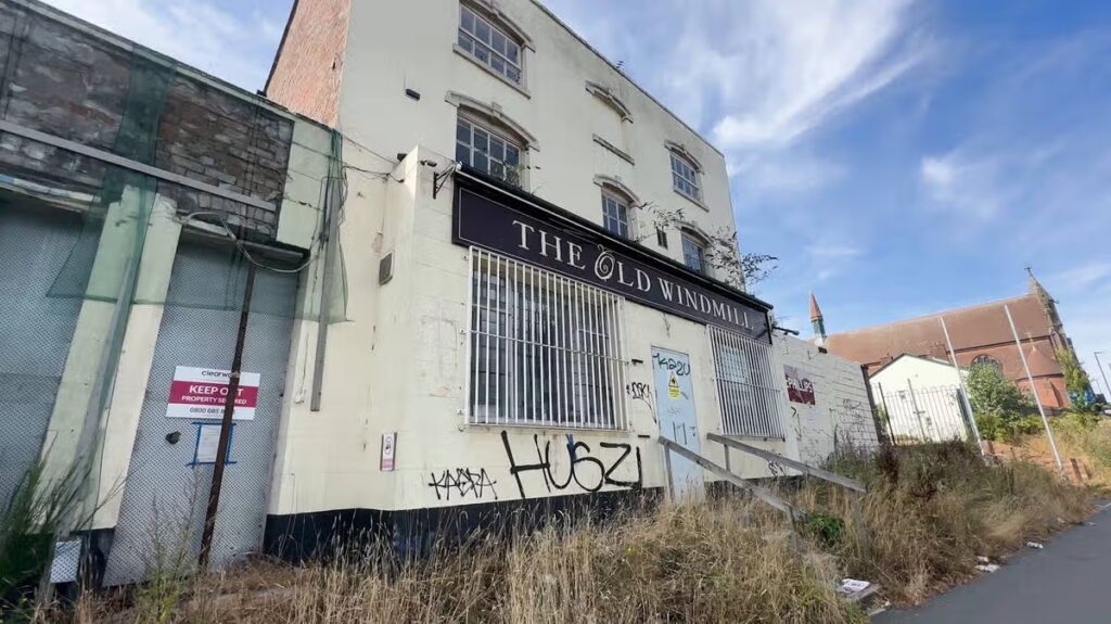 Fresh hope as boarded-up old pub on Birmingham’s long lost ‘Golden Mile’ to be locally listed