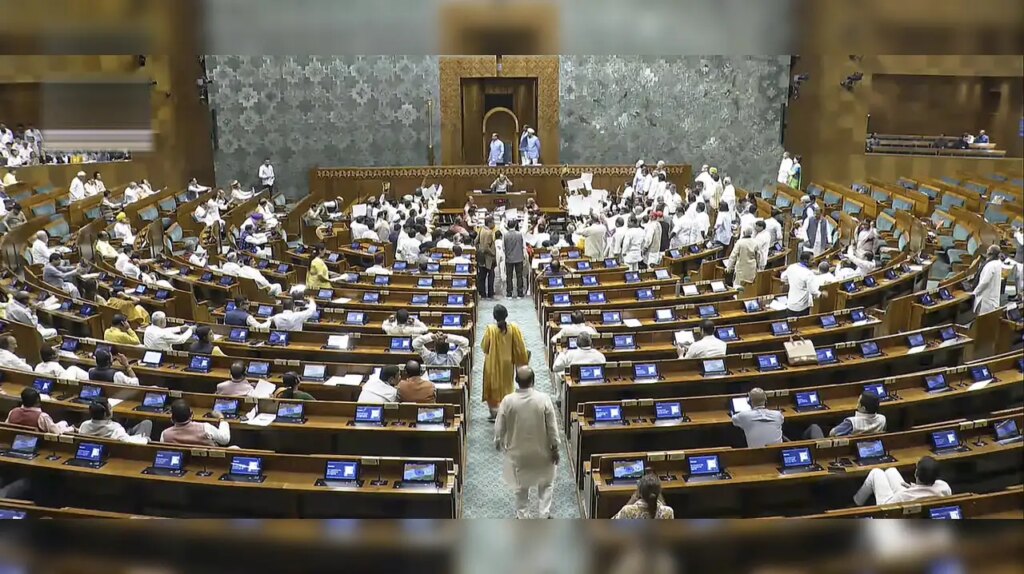 Parliament's Final Day: Govt-Oppn Standoff Washes Out Monsoon Session, No Discussion On FCRA, Student Protests