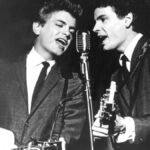 The Everly Brothers Broke Up On Stage Mid-Song, And One Brother Finished The Show Alone [News]