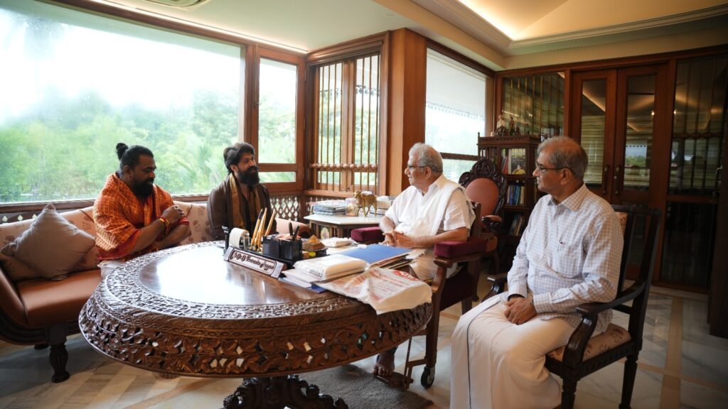 Karnataka: Yash Seeks Sri Manjunatha Swamy’s Blessings Ahead Of ‘Toxic’ Release
