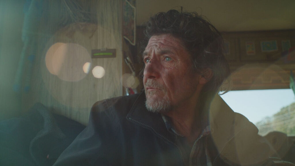 ‘Màquina’ Review: A Powerful Journey Through Addiction and Family