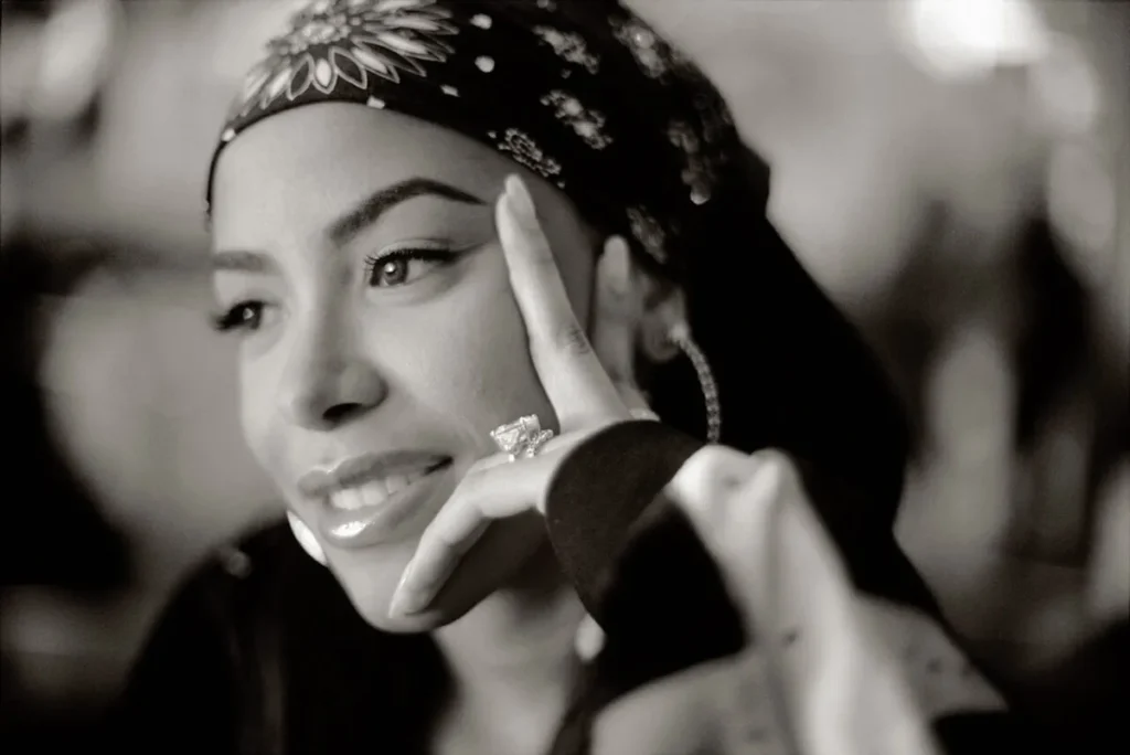 Aaliyah’s Pilot Was on Probation for Cocaine When the Plane Crashed