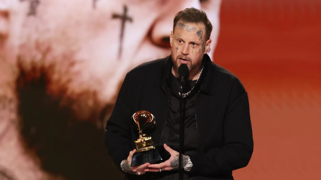 Jelly Roll Clarifies Political Views, Regrets Grammys Comments