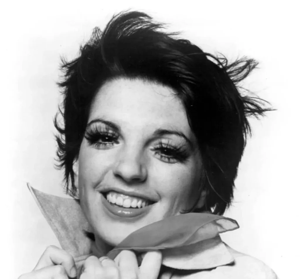 Liza Minnelli Reveals She Hid ‘Boxes of Pills and Bottles of Booze’ Before 1984 Rehab
