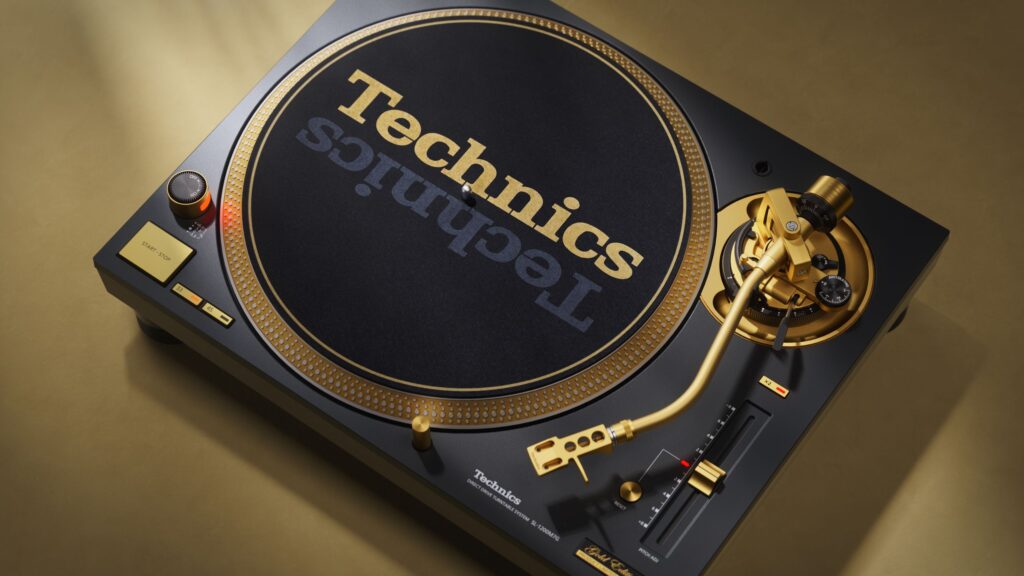 The legendary SL1200 is 55: Technics celebrates with a limited edition of the iconic turntable