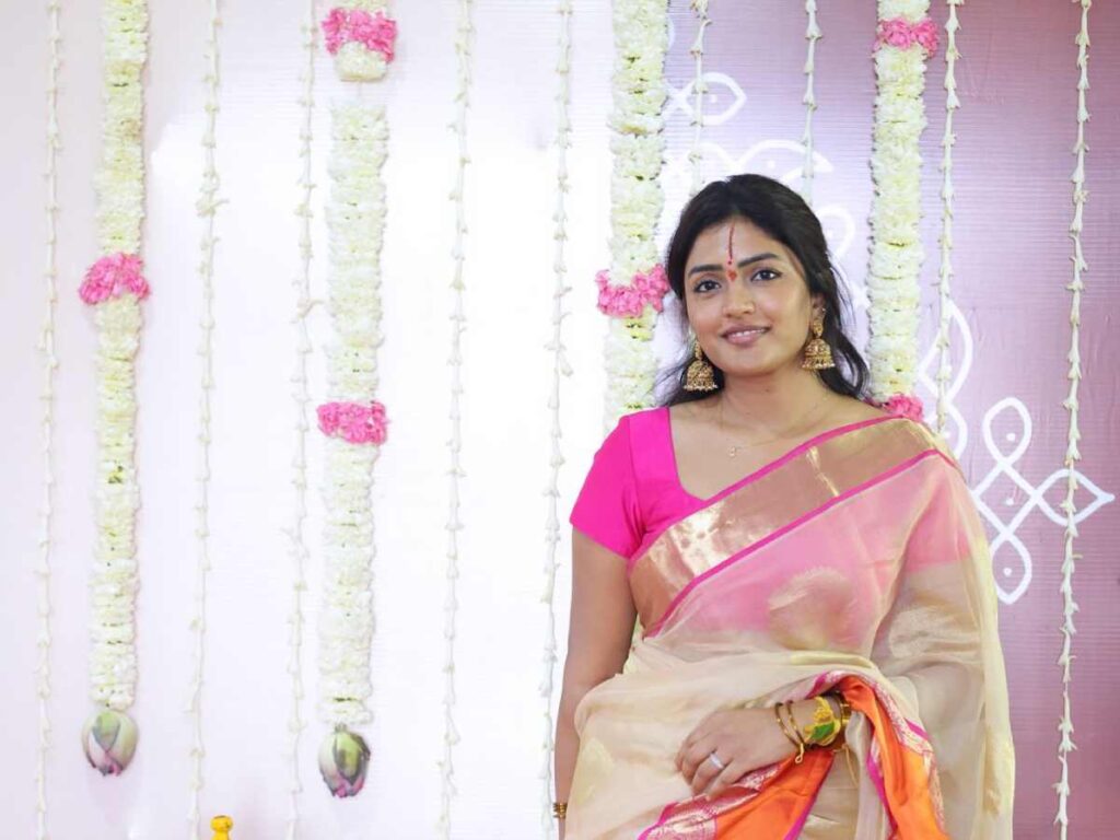 Eesha Rebba gets emotional as father names new house after her mother – Telugu Cinema