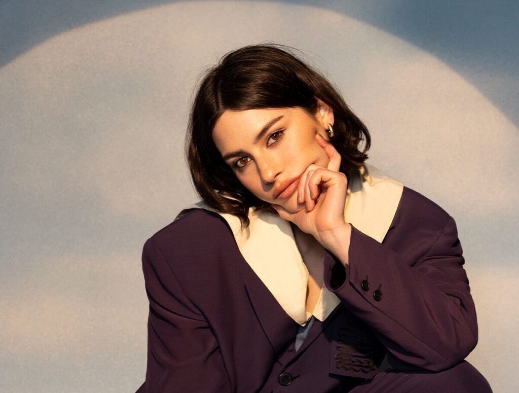 Gracie Abrams Drops New Track ‘Hit the Wall’ Produced by Aaron Dessner