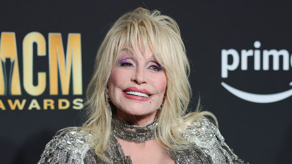 Dolly Parton Pulls Out Of A Big Appearance After A Year Of Health Struggles