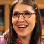 The Big Bang Theory Actors Mayim Bialik Is Still Close To Years After The Show Ended