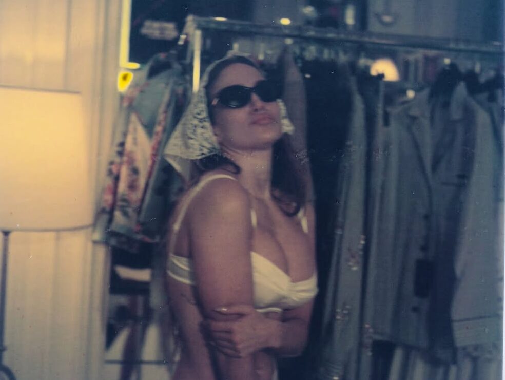 Jennifer Lopez Claims Leo Season as Her Own With 265,000 Likes