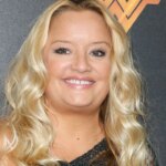 Lucy Davis Reveals Terminal Cancer Diagnosis