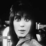 “There’s nothing more threatening than a girl with a guitar”: The classic ’80s hit that topped the US chart for seven weeks and turned Joan Jett into a rock icon