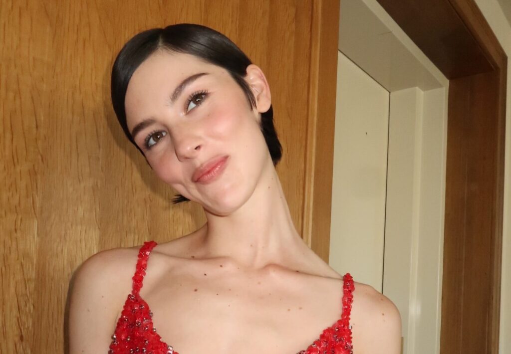 Gracie Abrams Releases Two Surprise Bonus Tracks from ‘Daughter from Hell’