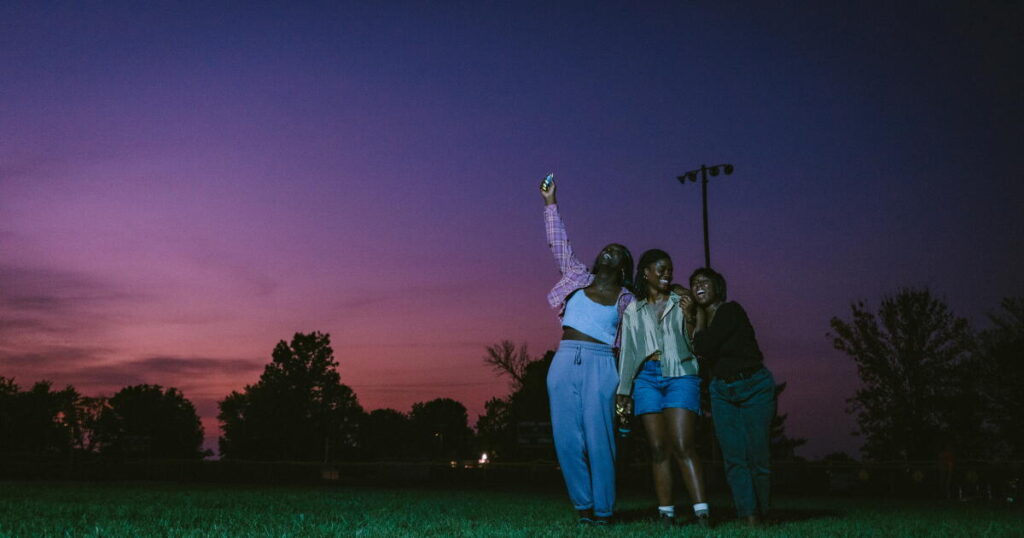 ‘Dreams in Nightmares’ review: A group of queer friends hits the road