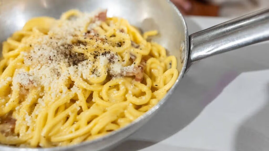 Easy carbonara recipe will be rich and creamy if you add 1 ingredient to the pasta dish