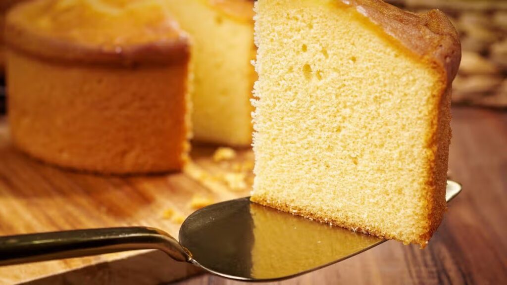 Mary Berry’s lemon drizzle cake always comes out moist with simple one-bowl recipe