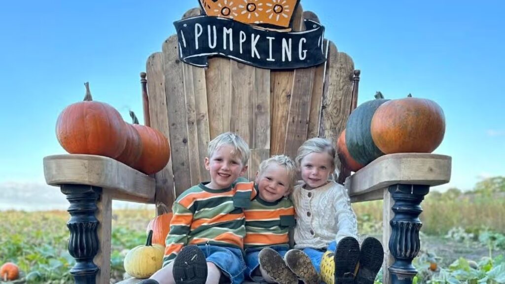 Pumpkin patch on edge of Greater Manchester named one of the best in the UK