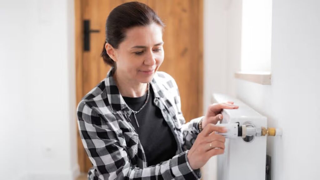 Simple £2 radiator trick could help keep your home warmer for longer