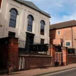 Leafy village 45 minutes from Nottingham that has an incredible Robin Hood link
