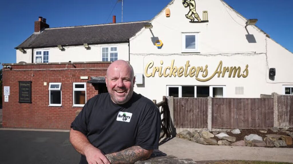 Comedian takes over Nottinghamshire pub – it’s a barrel of laughs