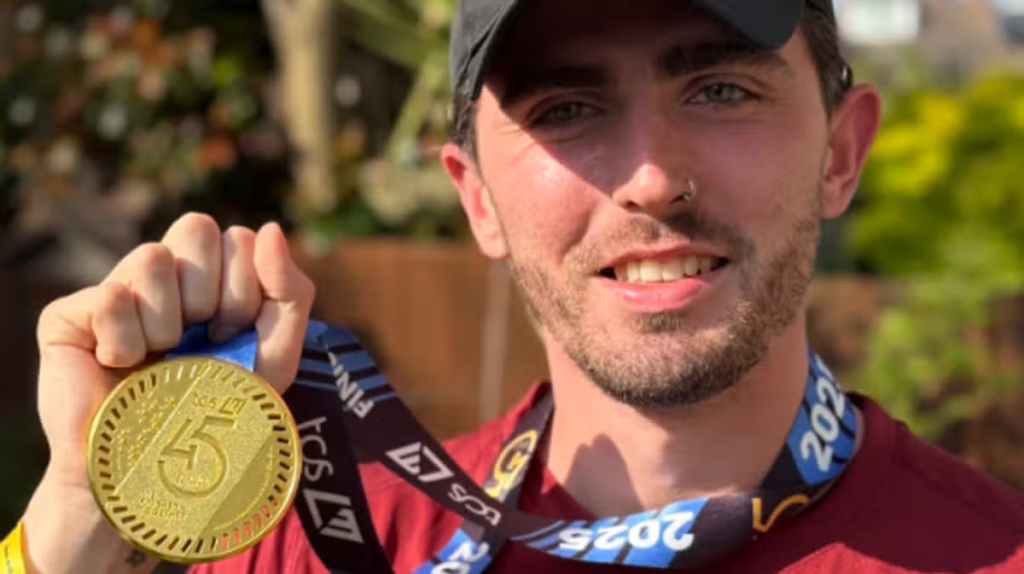 Runner ‘destroyed knees’ until athlete-recommended £15 buy gave ‘instant relief’
