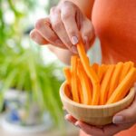 Carrots stay fresh for 1 month when you store them in 1 kitchen location