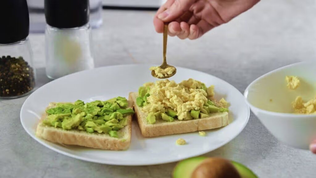 Avocado toast will be more flavoursome if you add 1 ingredient before eating