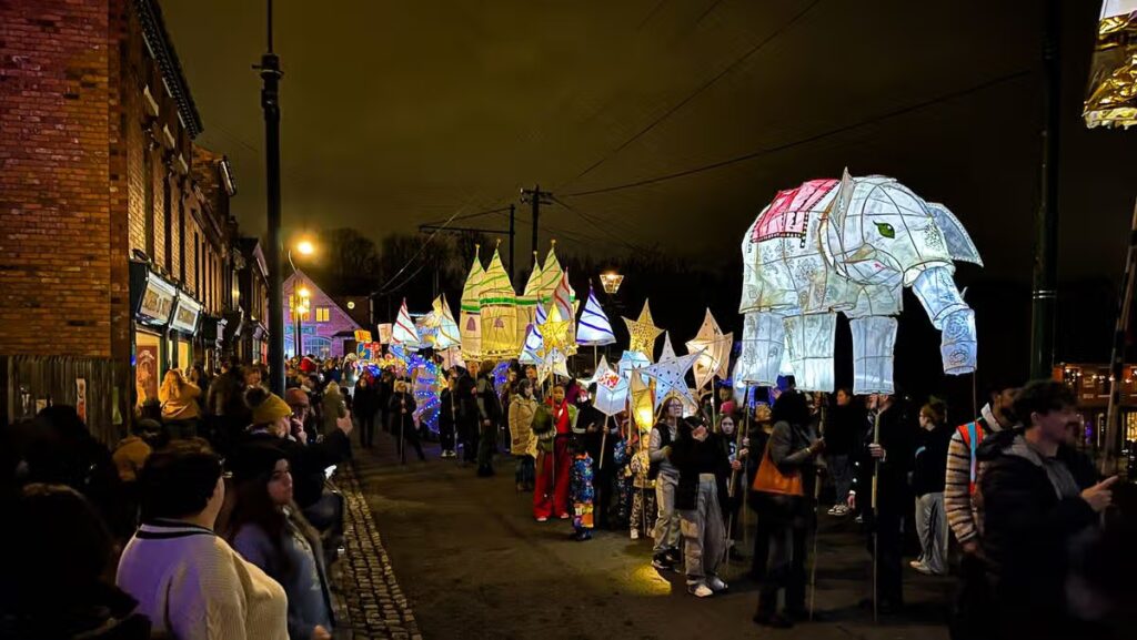 A ‘dazzling’ Diwali lantern procession is happening on a historic cobbled street in Dudley