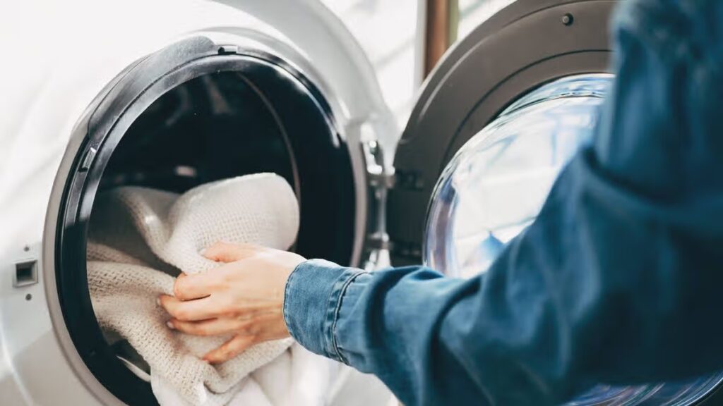 Scratchy towels will be soft again when you add kitchen ingredient to wash — not vinegar