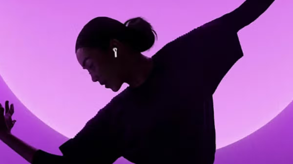 ‘Better than Beats’ Apple AirPods with ‘brilliant sound’ drop below £100 at Very