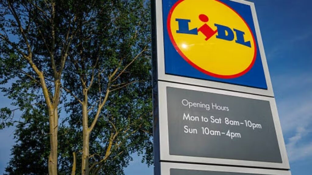 Lidl makes change for shoppers with cars to save them £529 a year