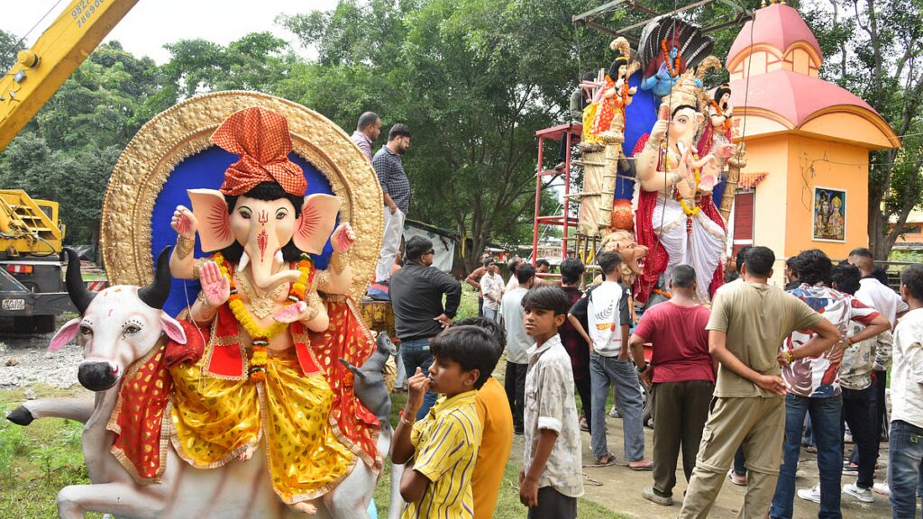 Bhopal Ke Raja Turns 80 As Ganesh Utsav Begins; Dagdusheth Replica, Simhastha-Themed Pandals Await Devotees