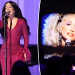 Kacey Musgraves pays tribute to Dolly Parton at VMAs 2026 with pink sequins, feathers and huge hair