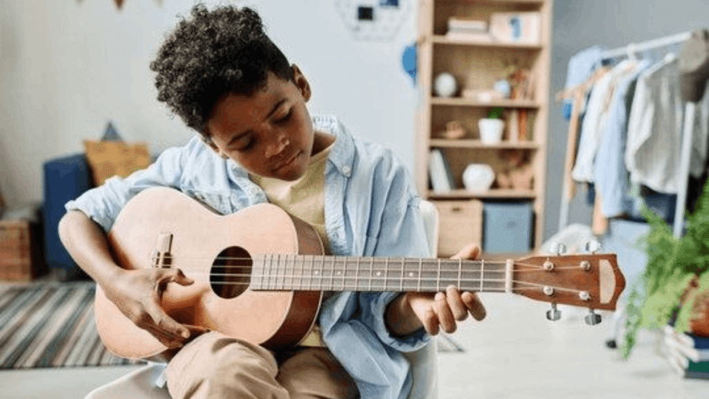 Neuroscience Study Links Childhood Guitar And Piano Lessons To Stronger Working Memory [News]