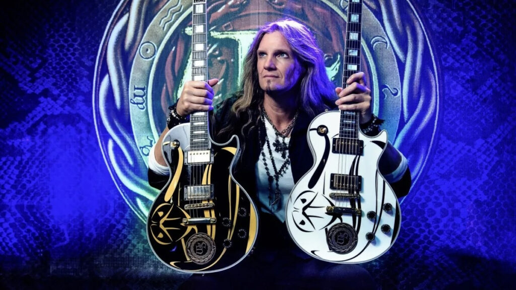 Joel Hoekstra On Playing 'Disco' With Cher After Years Of Hard Rock: 'I Know How To Do This'  [News]