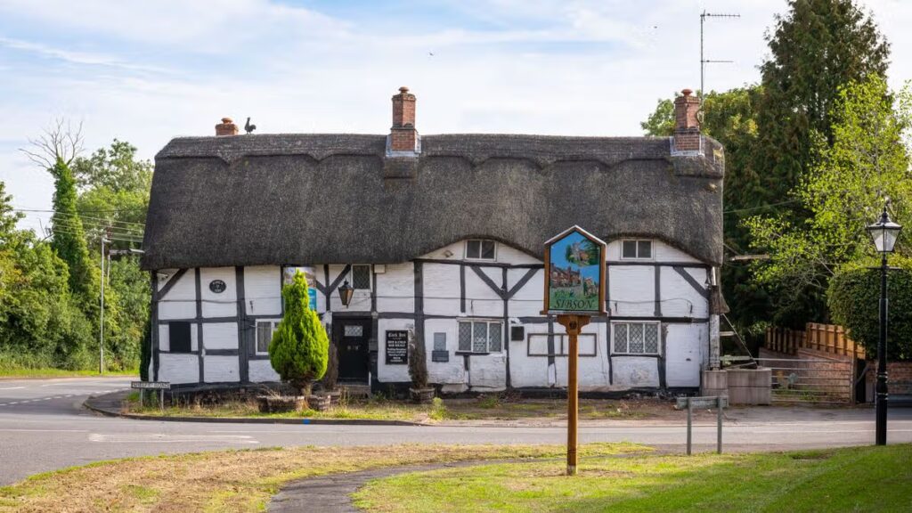 Major milestone in re-opening of historic Dick Turpin pub near Nuneaton