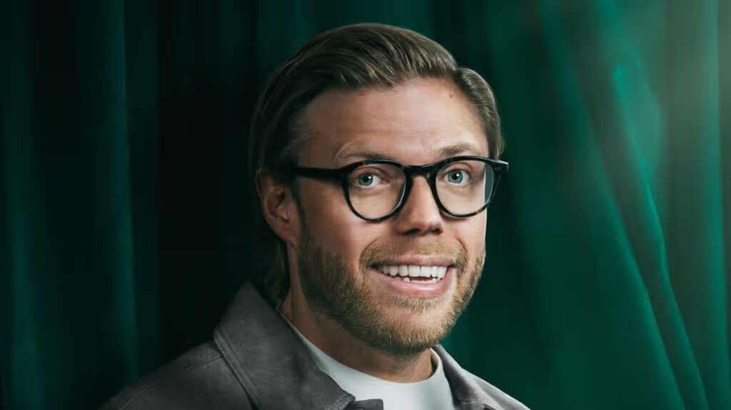 Celebrity Traitors star Rob Beckett reveals biggest downfall as he fears early exit