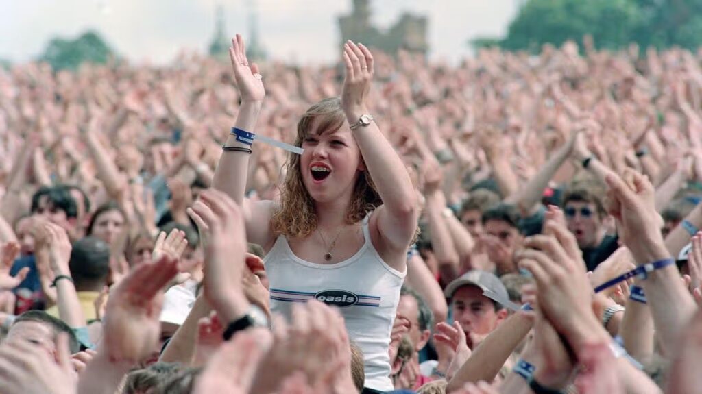 Oasis confirm Knebworth VIP packages from £317.50 – everything you get including merchandise