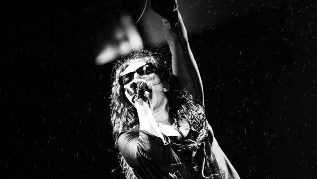 Charli XCX fans call presale ‘biggest joke’ as thousands join ticket queues