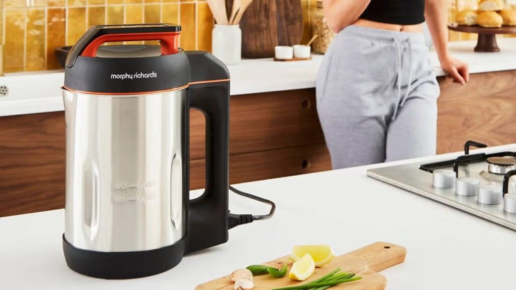 Busy families bag £23 off kitchen gadget that ‘saves so much time’ and cleans itself