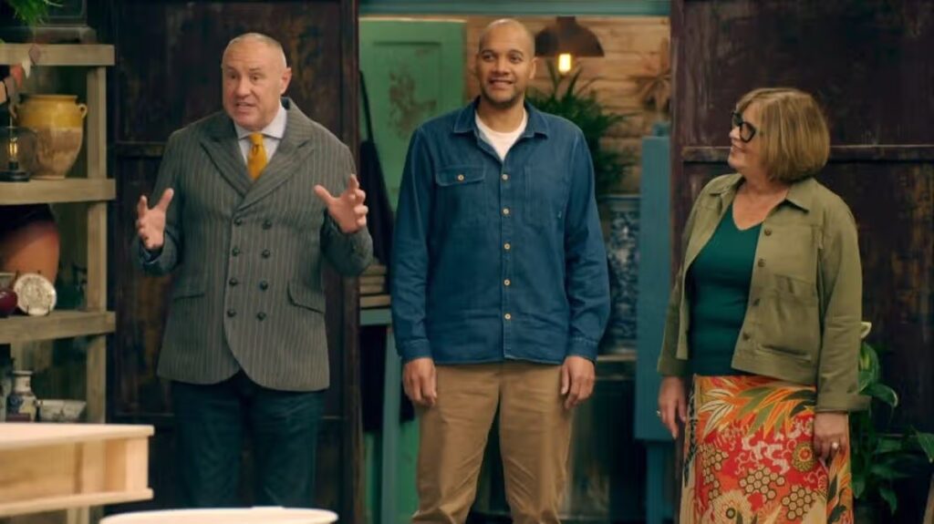Great Pottery Throw Down fans say same thing about host Liza Tarbuck minutes in
