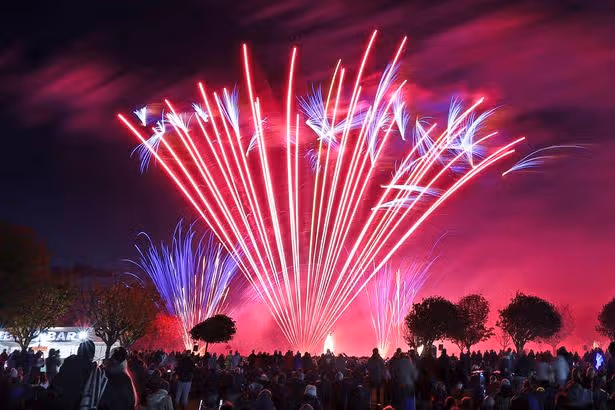Amazing photographs shows moment Southport firework display lights up sky