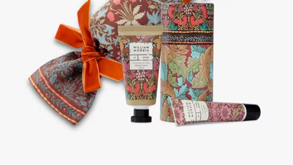 John Lewis shoppers snap up ‘luxury’ £2.83 William Morris mature beauty crackers in online-only offer