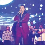 Sonu Nigam Performs Dual-Voice Version of Aaj Ki Raat at US Concert