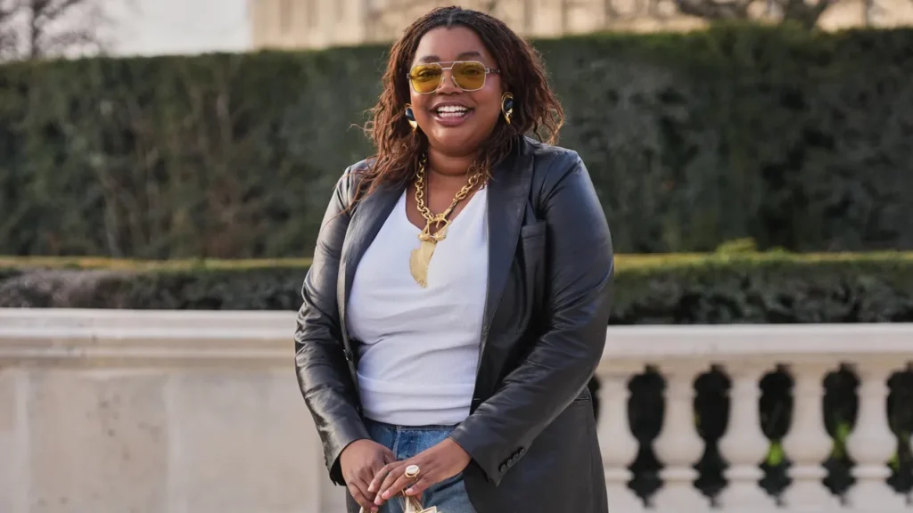 How to Style Light Wash Jeans With Everything in Your Closet This Fall