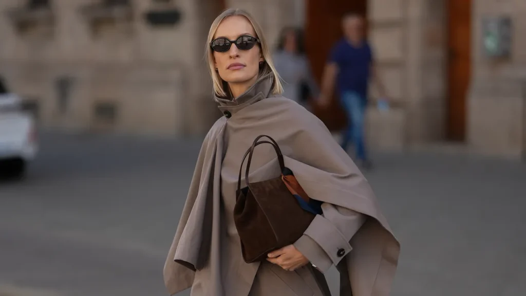 9 Petite Fall Capsule Wardrobe Essentials for Short Women, According to a 5’2″ Editor